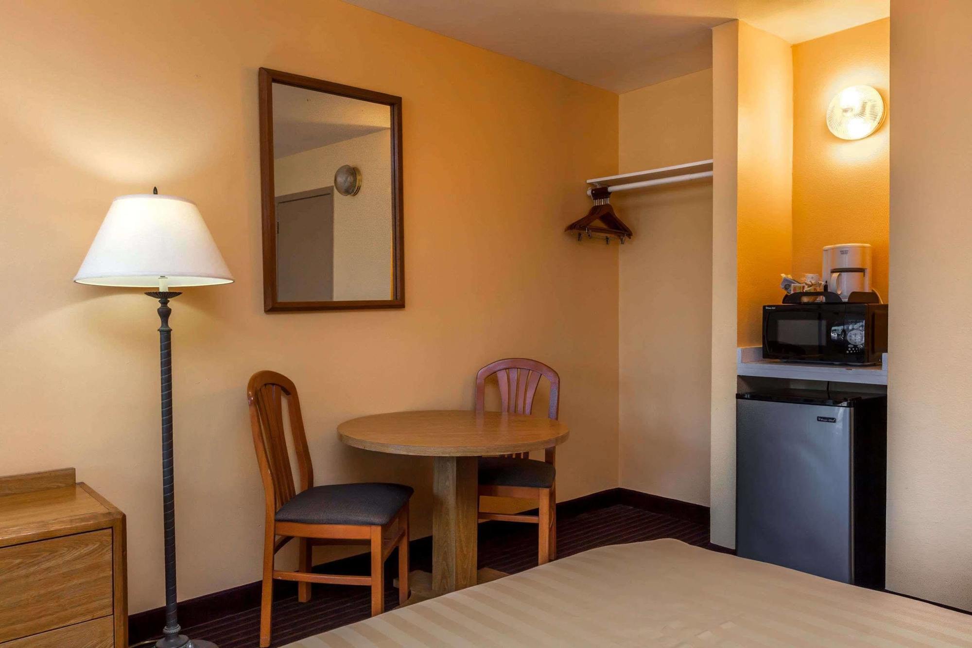 University Inn At San Luis Obispo Luaran gambar